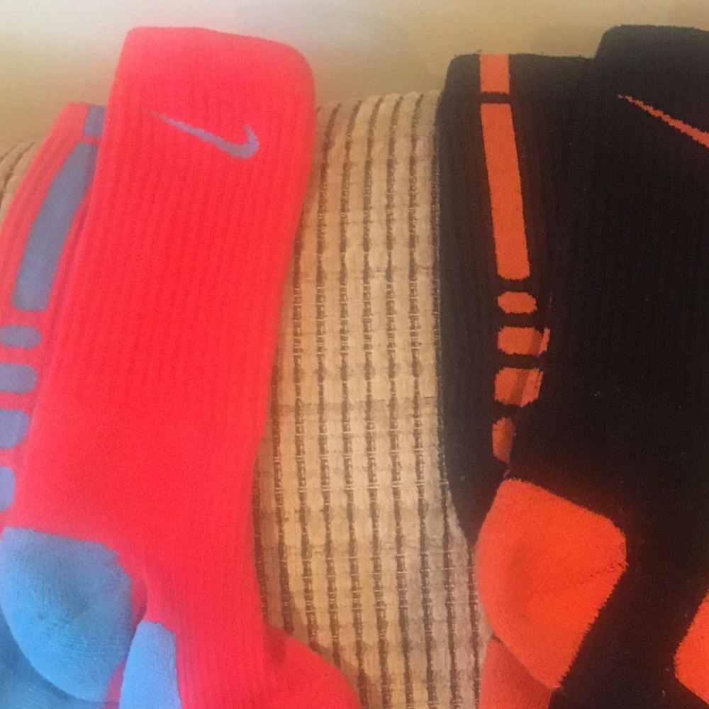 Nike Elite Lot of 2 Large (Red/Blue, Black/Orange)